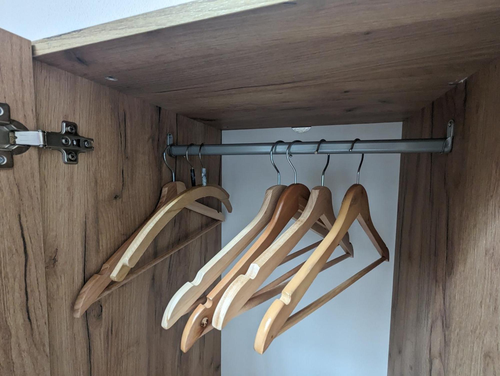 Fewo Urban Gotha-Apartment Friedenstein- Am Schlosspark- Parken An Der Der Tuer- Barrierefrei, 900 Meter Zum Bahnhof - Wallbox 외부 사진